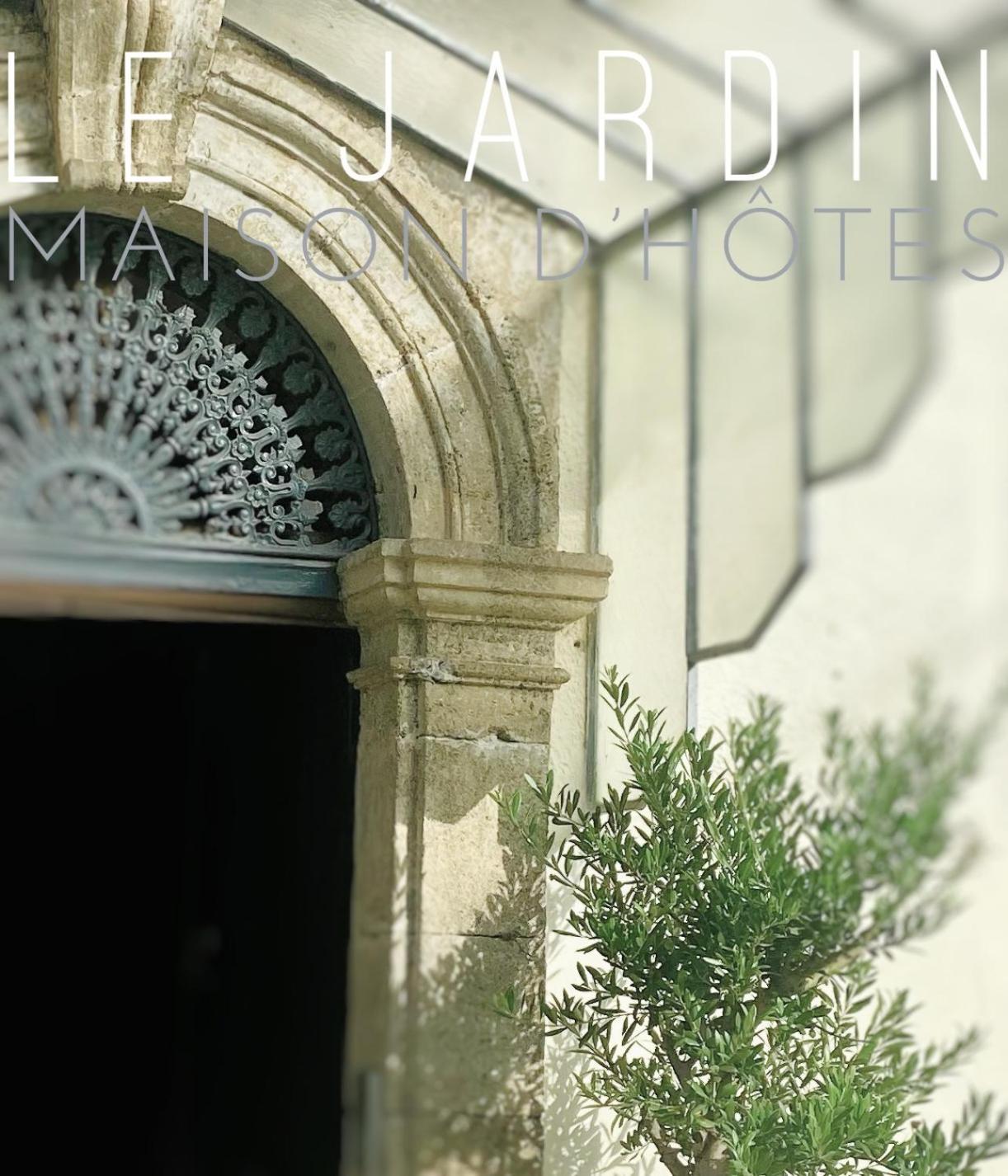 ホテル Le Jardin Aspiran エクステリア 写真